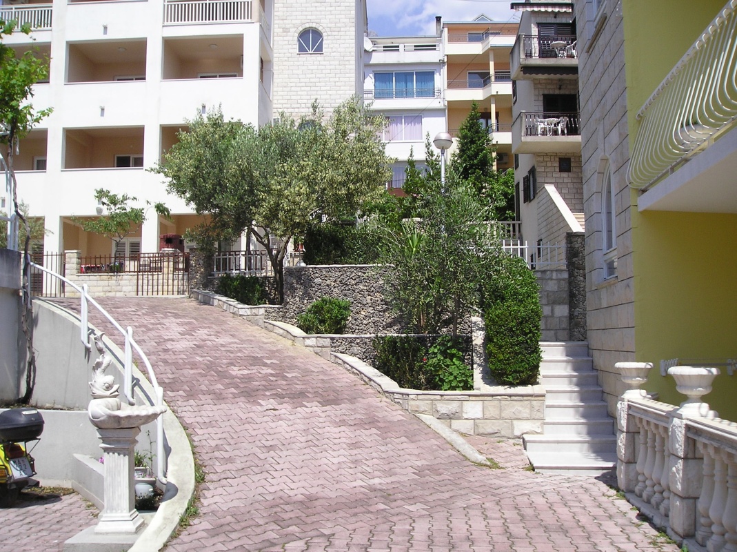Apartment (12+7) Makarska, Makarska, Croatia