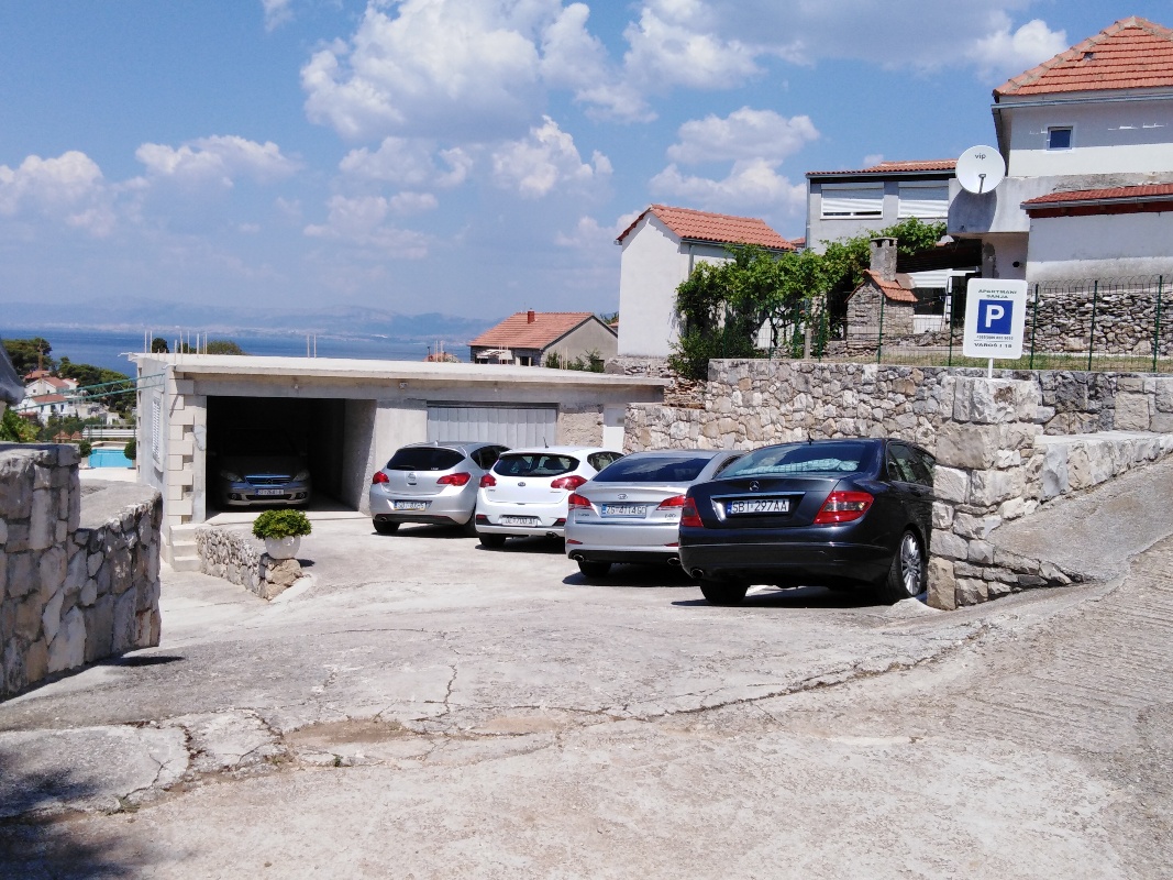 Apartment (5+0) Splitska, Supetar, Kroatien