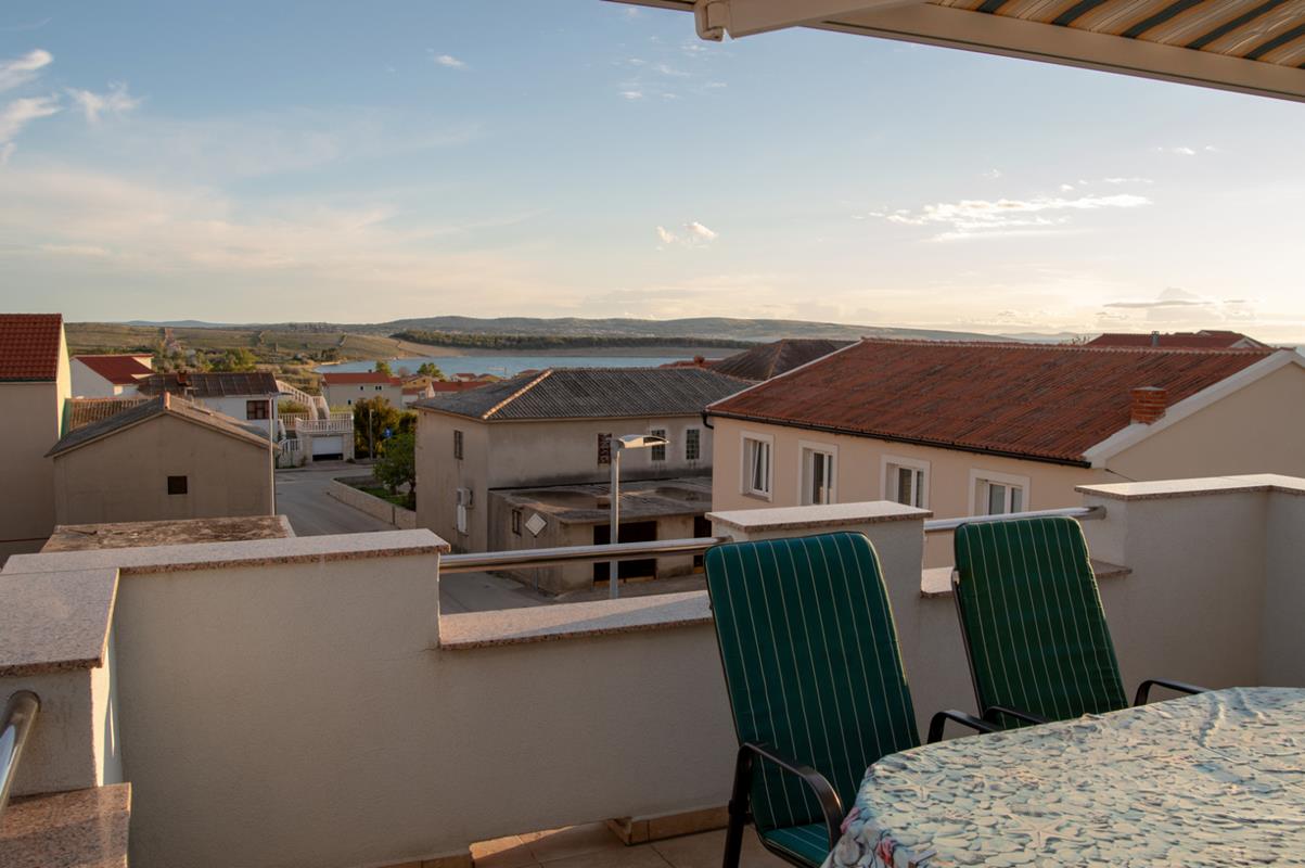 Apartmani POVLJANA (iznajmljivanje)