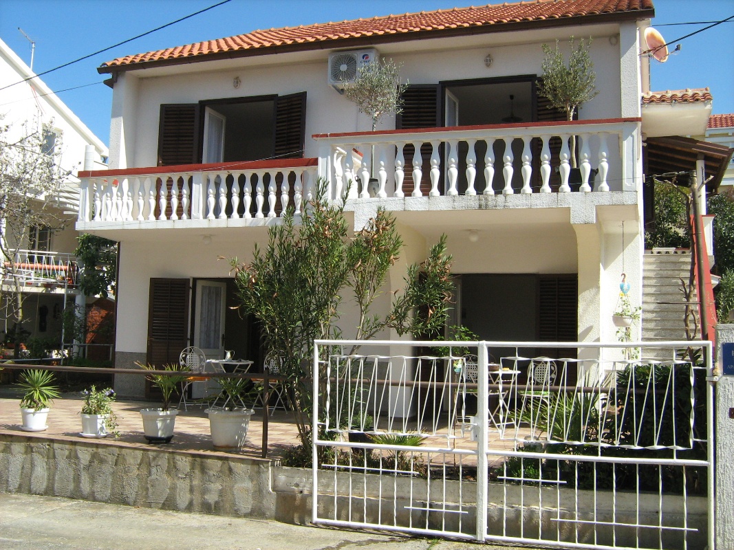 ZADAR,DIKLOapartmani 30 m od mora s pogledom